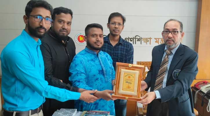 প্রাথমিক ও গণশিক্ষা মন্ত্রণালয়ের সচিবের সঙ্গে ঝিকুট ফাউন্ডেশনের সৌজন্য সাক্ষাৎ