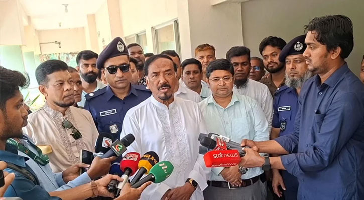 ব্রিকসে প্রধানমন্ত্রীকে যথাযথ মর্যাদায় আমন্ত্রণ জানানো হয়নি: স্পিকার