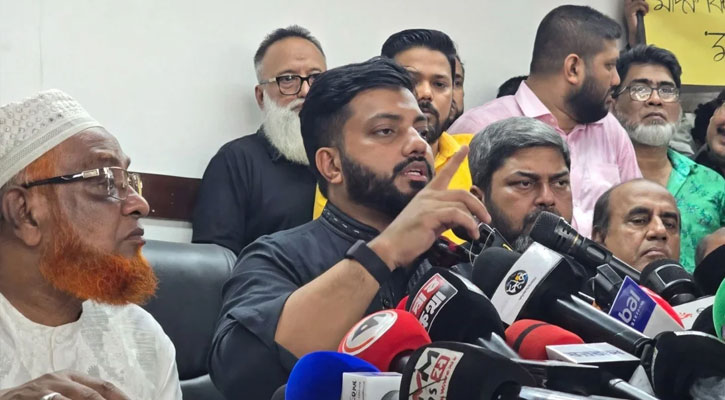 অস্ত্রকাণ্ডে পদত্যাগের ঘোষণা ইশরাকের