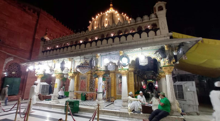 নিজামউদ্দিন আউলিয়া ডাকাত ছিলেন না