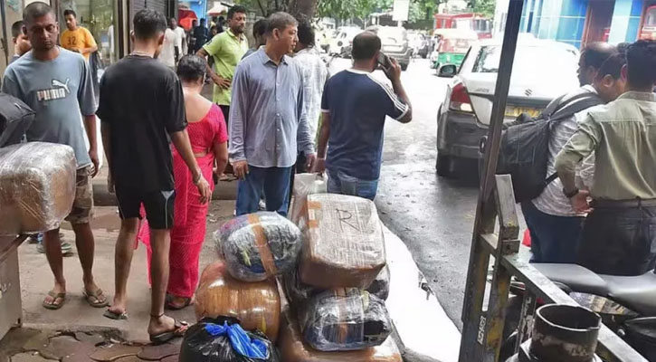 কলকাতায়  ‘আতঙ্কিত’ বাংলাদেশিদের মধ্যে ফেরার তাগিদ