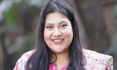 কারিনা কায়সার আর নেই