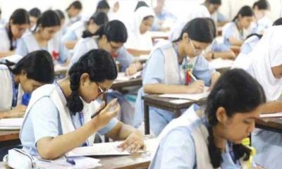 একদিনে এইচএসসি পরীক্ষায় ২০ হাজার শিক্ষার্থী অনুপস্থিত
